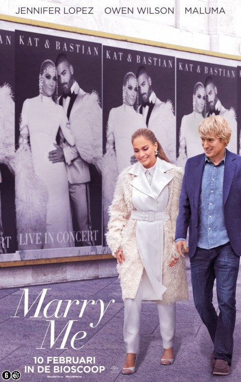 Landvast vertoonde: Marry Me